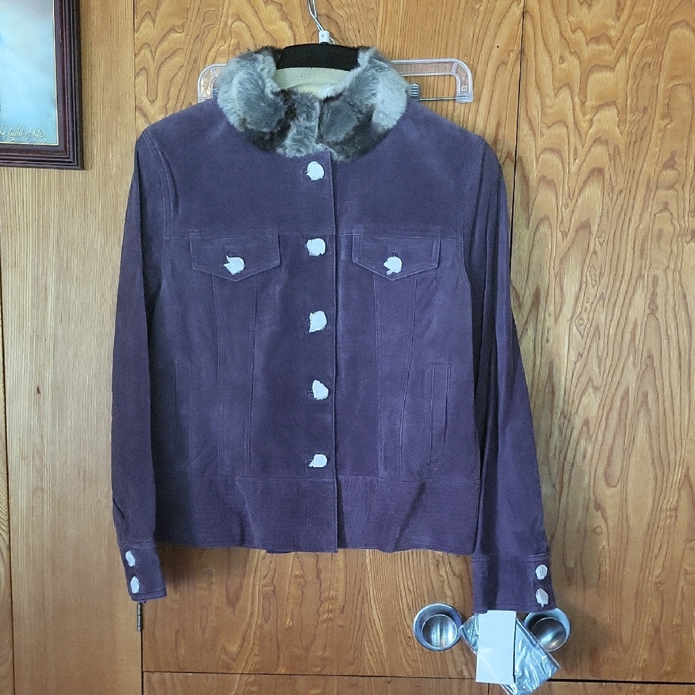 NWT Terry Lewis Women's Purple Suede Jacket with Faux Fur Collar